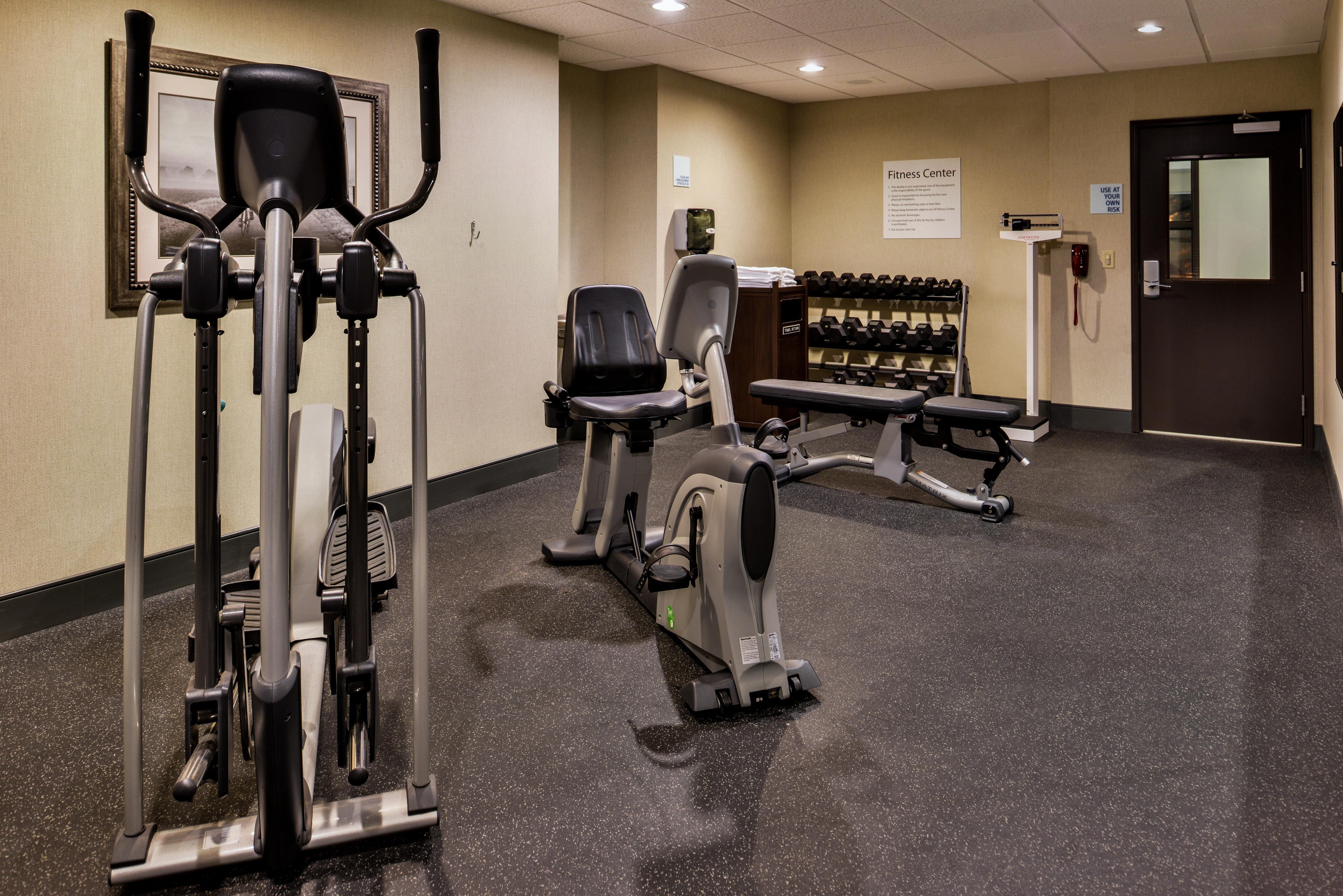 Holiday Inn Express & Suites Emporia Northwest By Ihg Exteriör bild